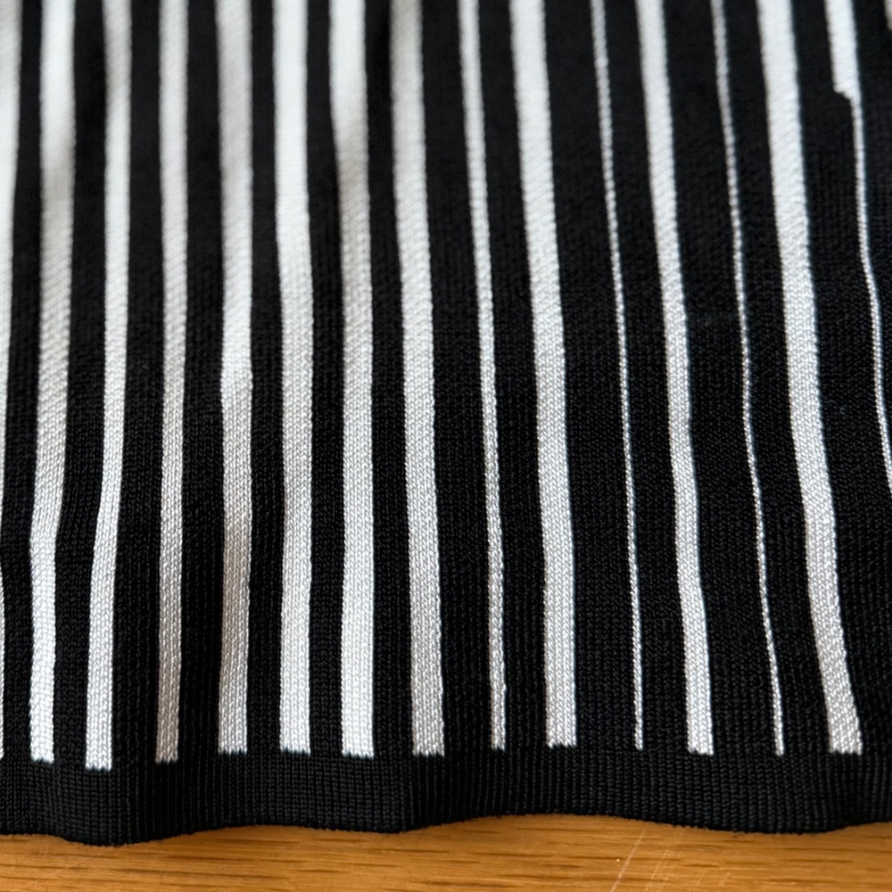Clover Canyon Black & White Vertical Stripe Long-Sleeve Top - Picture 7 of 15